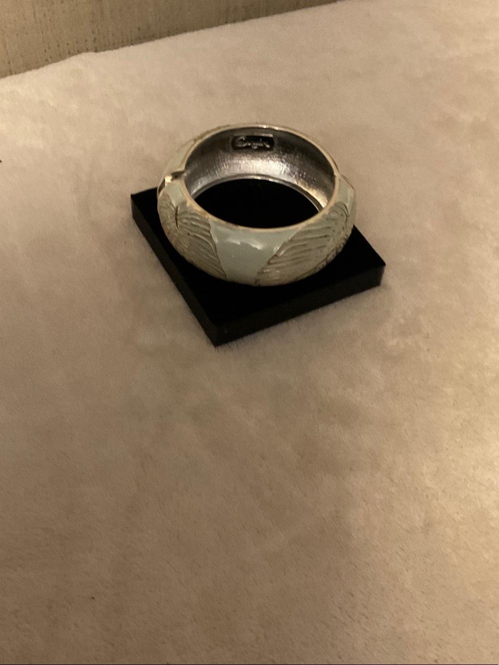 Metal Bangle - Picture 4 of 6